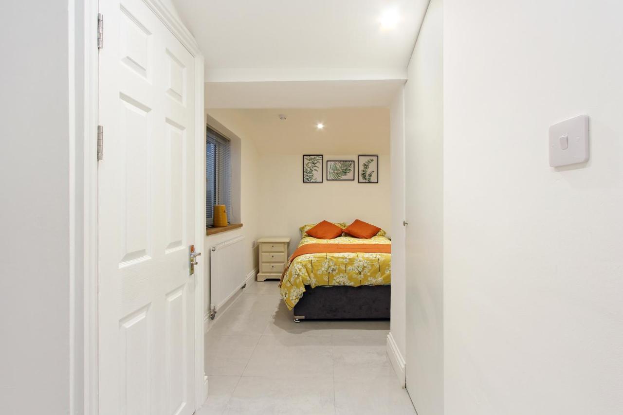 Apartamento Splendid Flat In Kensington Olympia Londres Exterior foto